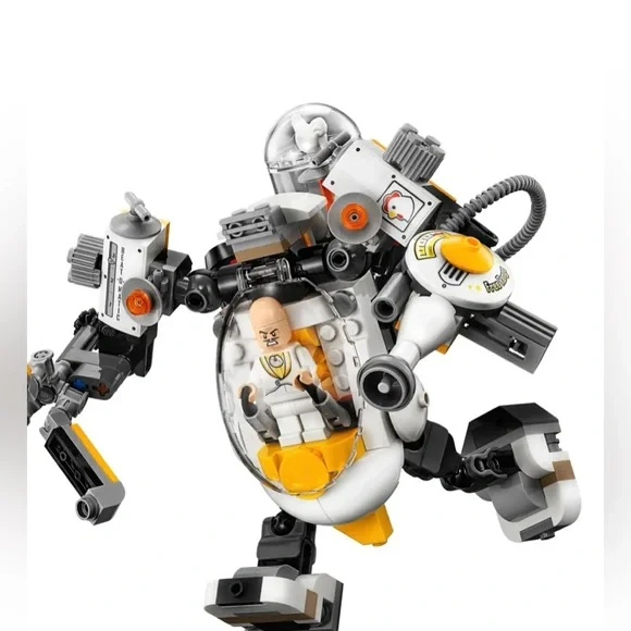 NEW NIB THE LEGO BATMAN MOVIEEgghead Mech Food Fight 293 Pieces